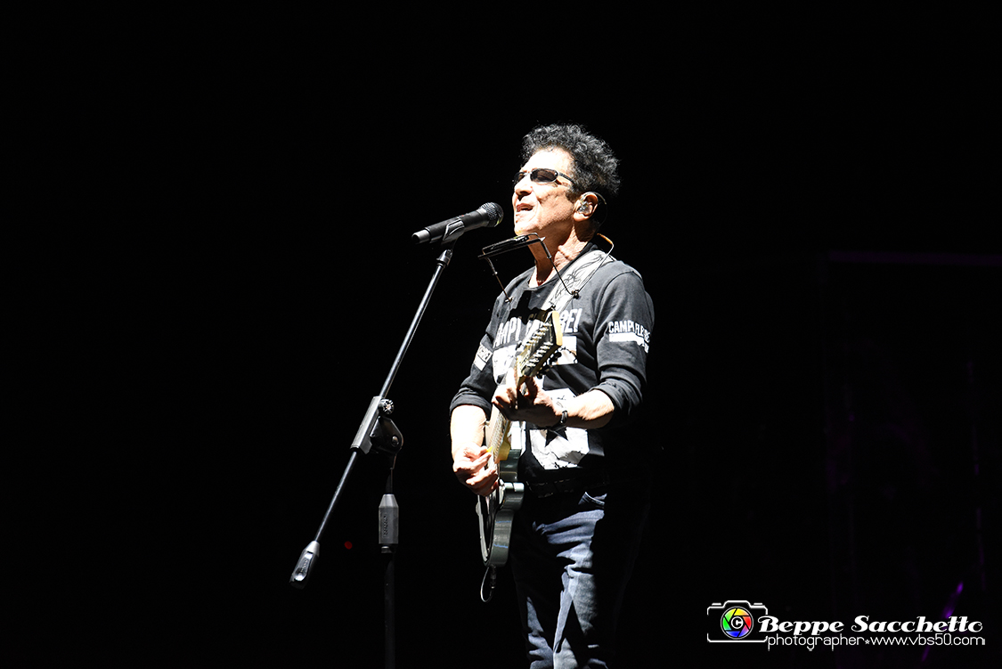 VBS_3949 - Concerto Edoardo Bennato - Peter Pan Rock 'n' Roll Tour.jpg